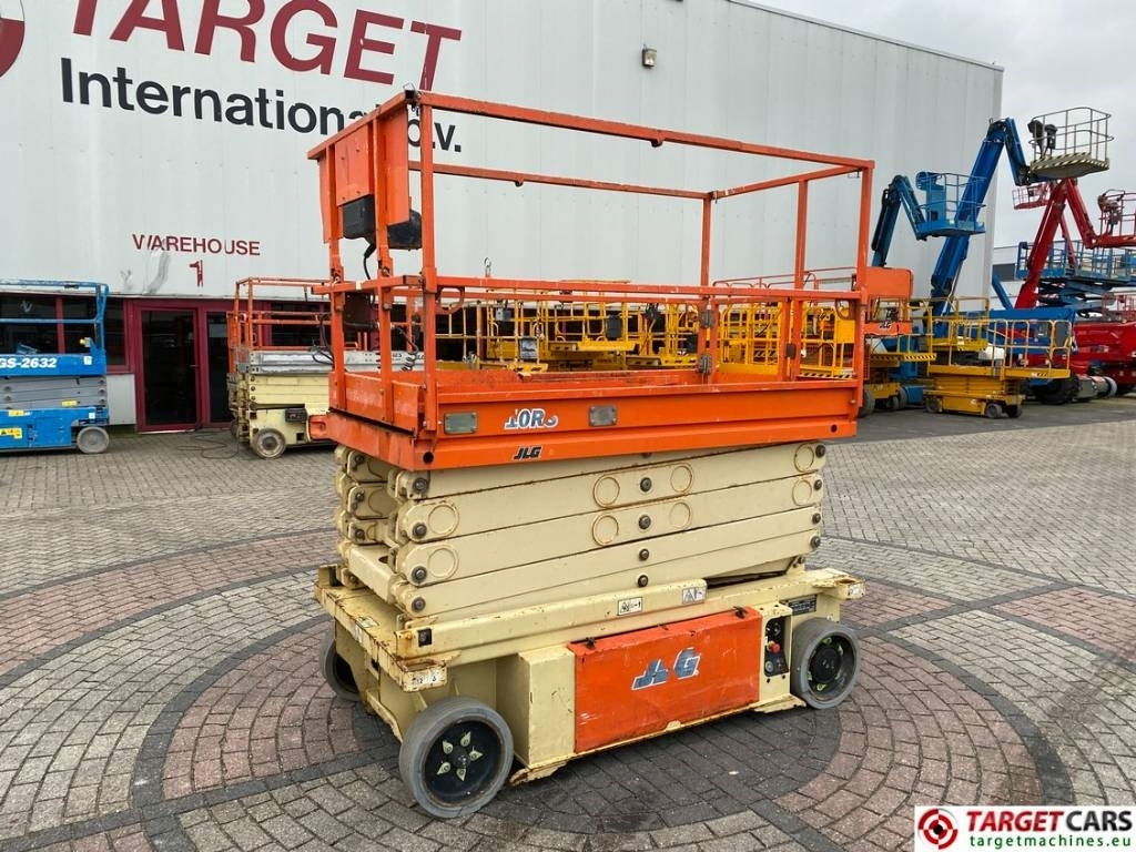 JLG 10RS Electric Scissor Work Lift 1175cm - Scherenbühne: das Bild 1 JLG 10RS Electric Scissor Work Lift 1175cm - Scherenbühne: das Bild 1