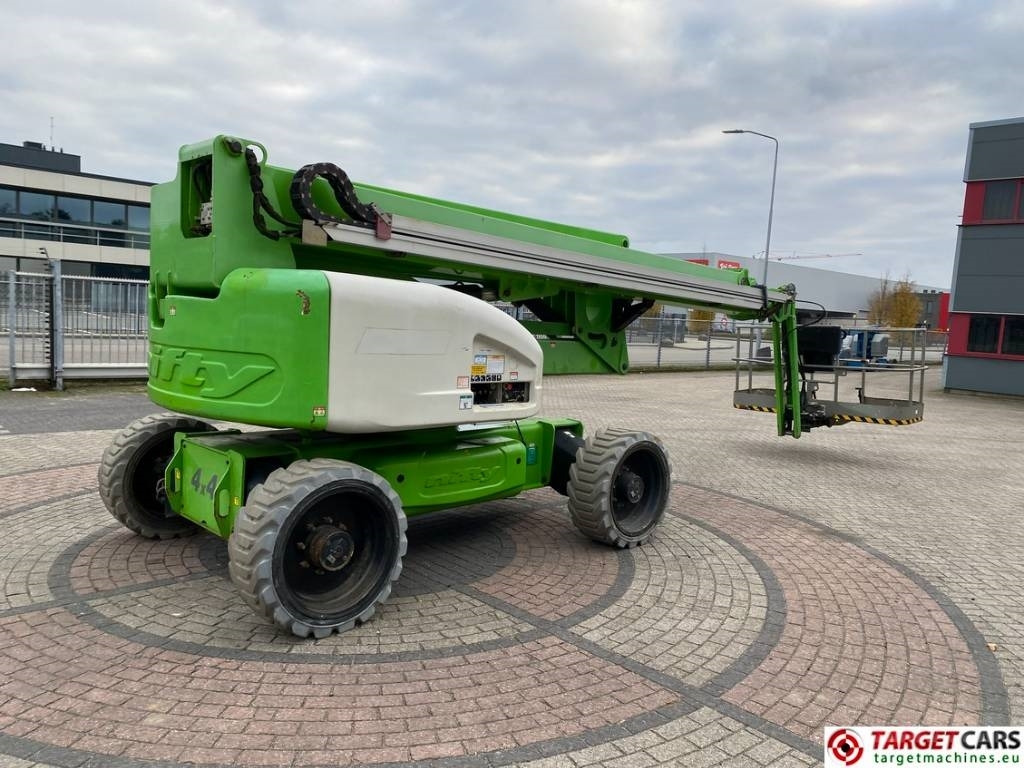 Niftylift HR28 HyBrid Articulated 4x4 Boom Work Lift 2800cm - Gelenkarmbühne: das Bild 3 Niftylift HR28 HyBrid Articulated 4x4 Boom Work Lift 2800cm - Gelenkarmbühne: das Bild 3