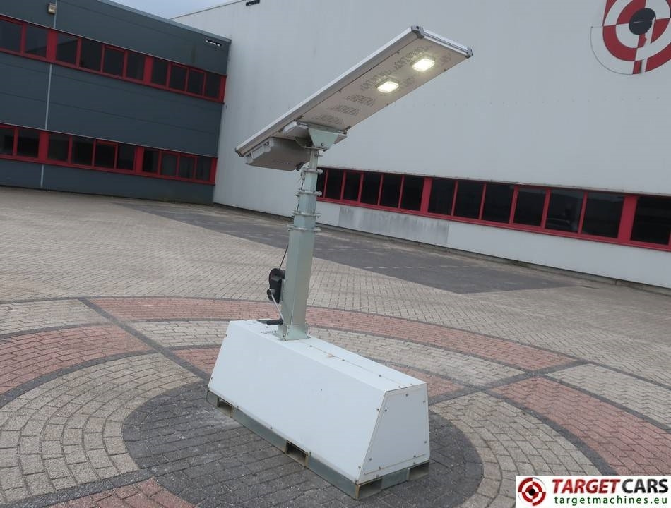Trime X-Pole 2x25W Led Solar Tower Light - Lichtmasten: das Bild 4 Trime X-Pole 2x25W Led Solar Tower Light - Lichtmasten: das Bild 4