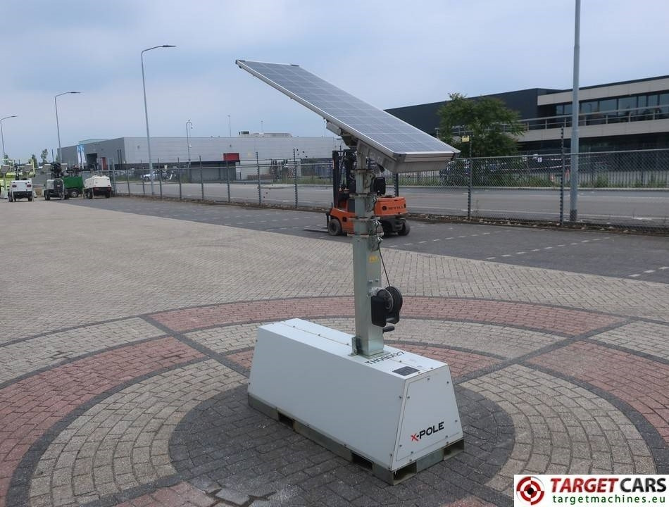 Trime X-Pole Solar Panel 50W Led Tower Light - Lichtmasten: das Bild 2 Trime X-Pole Solar Panel 50W Led Tower Light - Lichtmasten: das Bild 2