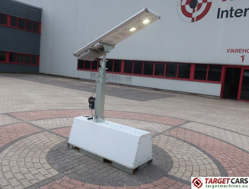 Trime X-Pole Tower Light 2x25W Led Solar Panel - Lichtmasten: das Bild 4 Trime X-Pole Tower Light 2x25W Led Solar Panel - Lichtmasten: das Bild 4