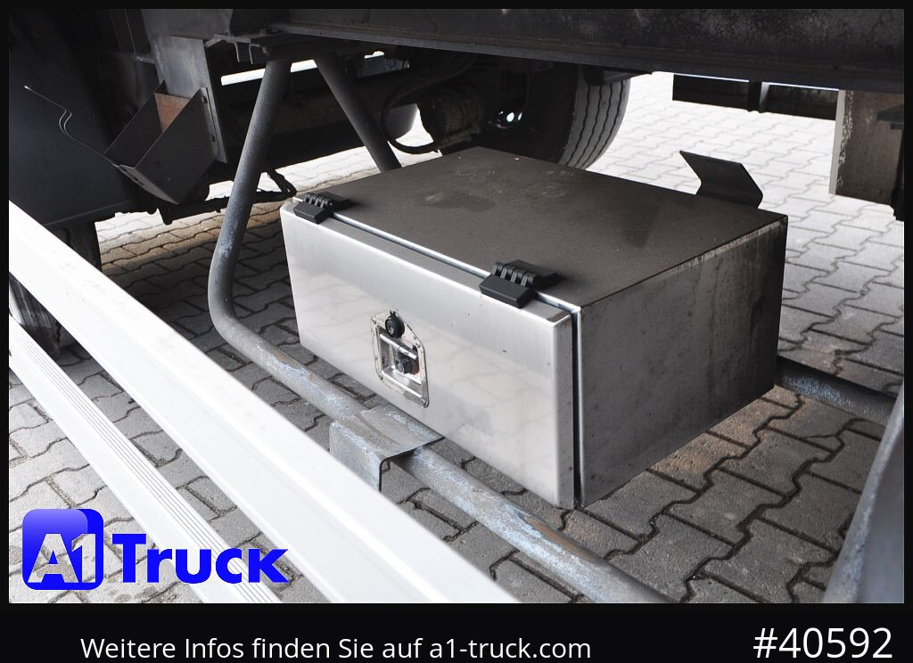 SCHMITZ Achwege & Tönjes, Rohrbahn, Fleisch, Schmitz Aufbau - Kühlkoffer Anhänger: das Bild 3 SCHMITZ Achwege & Tönjes, Rohrbahn, Fleisch, Schmitz Aufbau - Kühlkoffer Anhänger: das Bild 3