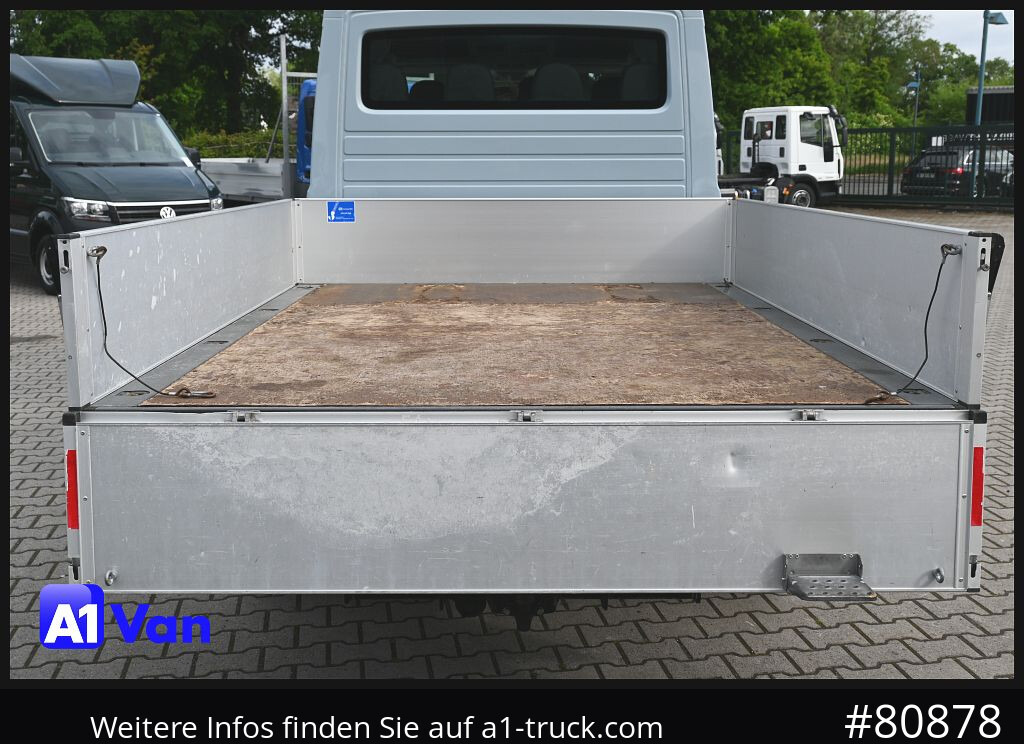 VOLKSWAGEN Crafter 35 Pritsche Doka, AHK, 7-Sitzer - Pritsche Transporter, Transporter mit Doppelkabine: das Bild 2 VOLKSWAGEN Crafter 35 Pritsche Doka, AHK, 7-Sitzer - Pritsche Transporter, Transporter mit Doppelkabine: das Bild 2