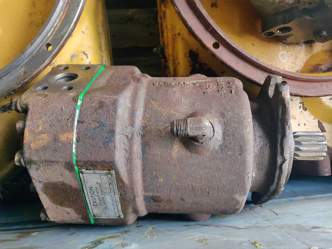 Caterpillar 225 MOTORE IDRAULICO ROTAZIONE - Hydraulikmotor für Baumaschine: das Bild 1 Caterpillar 225 MOTORE IDRAULICO ROTAZIONE - Hydraulikmotor für Baumaschine: das Bild 1