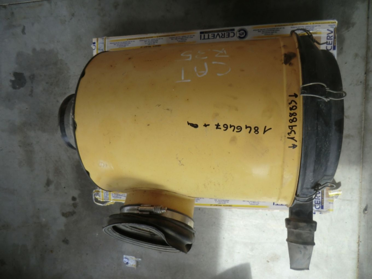 Caterpillar 735 Contenitore del filtro dell aria completo - Luftfilter für Baumaschine: das Bild 4 Caterpillar 735 Contenitore del filtro dell aria completo - Luftfilter für Baumaschine: das Bild 4