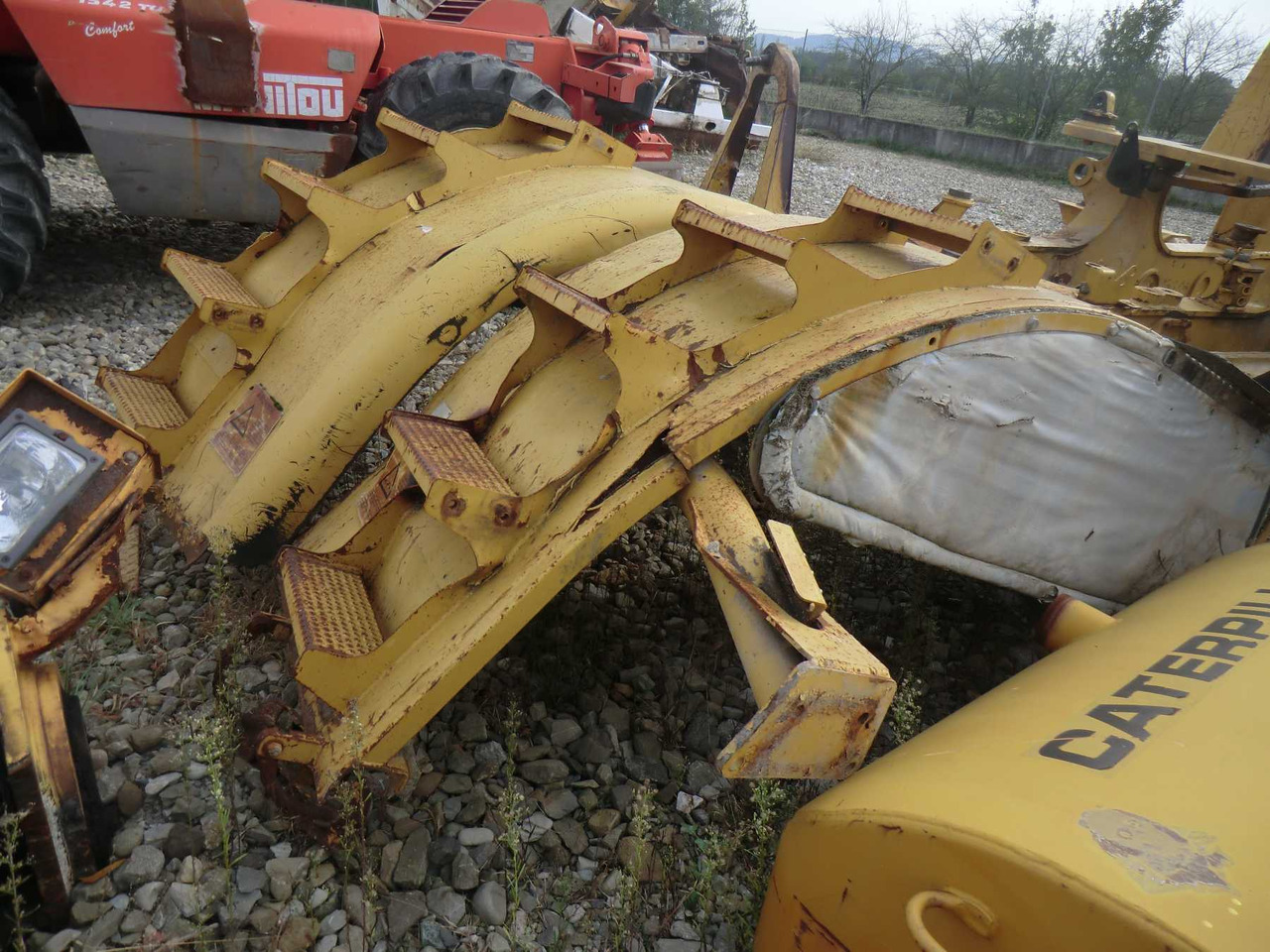 Caterpillar 735 Parafango anteriore destro e sinistro. - Kotflügel für Baumaschine: das Bild 5 Caterpillar 735 Parafango anteriore destro e sinistro. - Kotflügel für Baumaschine: das Bild 5