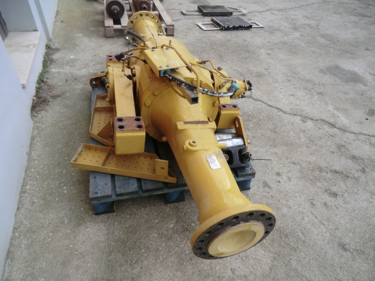 Caterpillar 928G - Hinterachse für Baumaschine: das Bild 2 Caterpillar 928G - Hinterachse für Baumaschine: das Bild 2