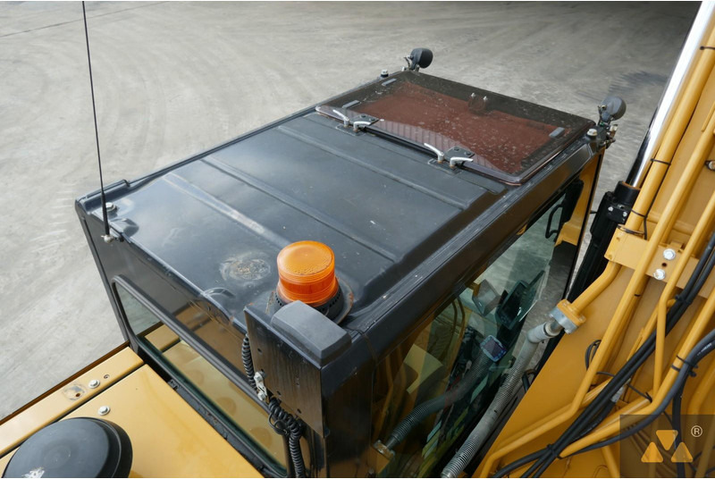 Kettenbagger Caterpillar 320FL: das Bild 15