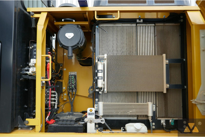 Kettenbagger Caterpillar 320FL: das Bild 16