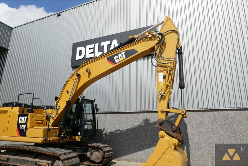 Kettenbagger Caterpillar 320FL: das Bild 9