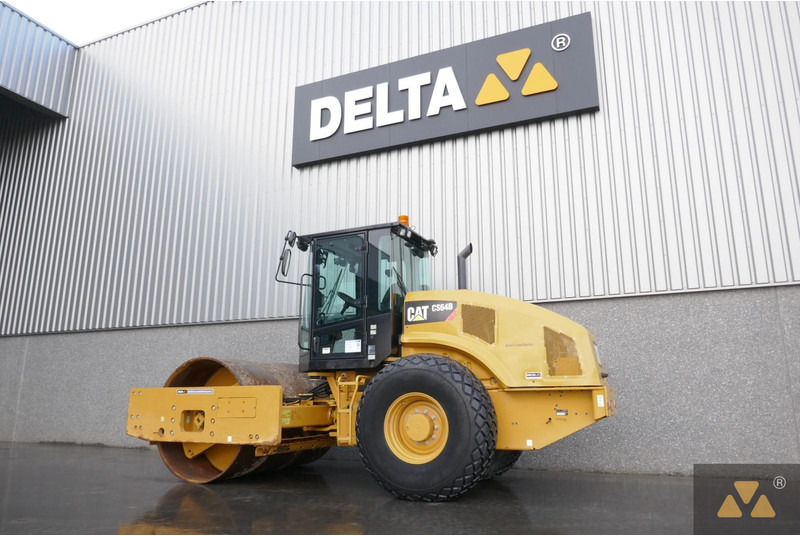 Walzen Caterpillar CS64B: das Bild 6