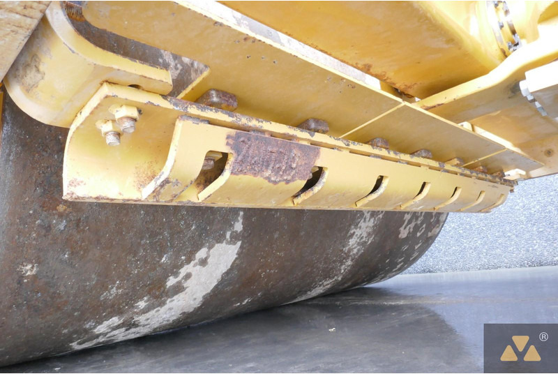 Walzen Caterpillar CS64B: das Bild 12