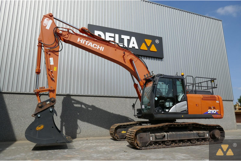 Hitachi ZX210LC-6 - Kettenbagger: das Bild 3 Hitachi ZX210LC-6 - Kettenbagger: das Bild 3