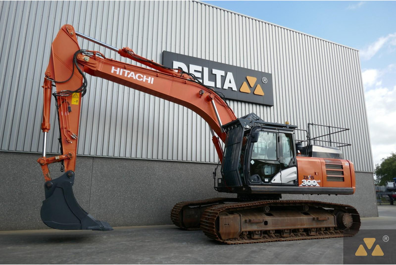 Hitachi ZX300LC-6 - Kettenbagger: das Bild 3 Hitachi ZX300LC-6 - Kettenbagger: das Bild 3