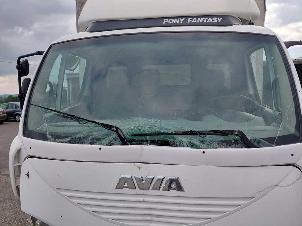 Avia D90, EURO 3, SIDES, HYDRAULIC FRONT - Plane LKW: das Bild 4 Avia D90, EURO 3, SIDES, HYDRAULIC FRONT - Plane LKW: das Bild 4