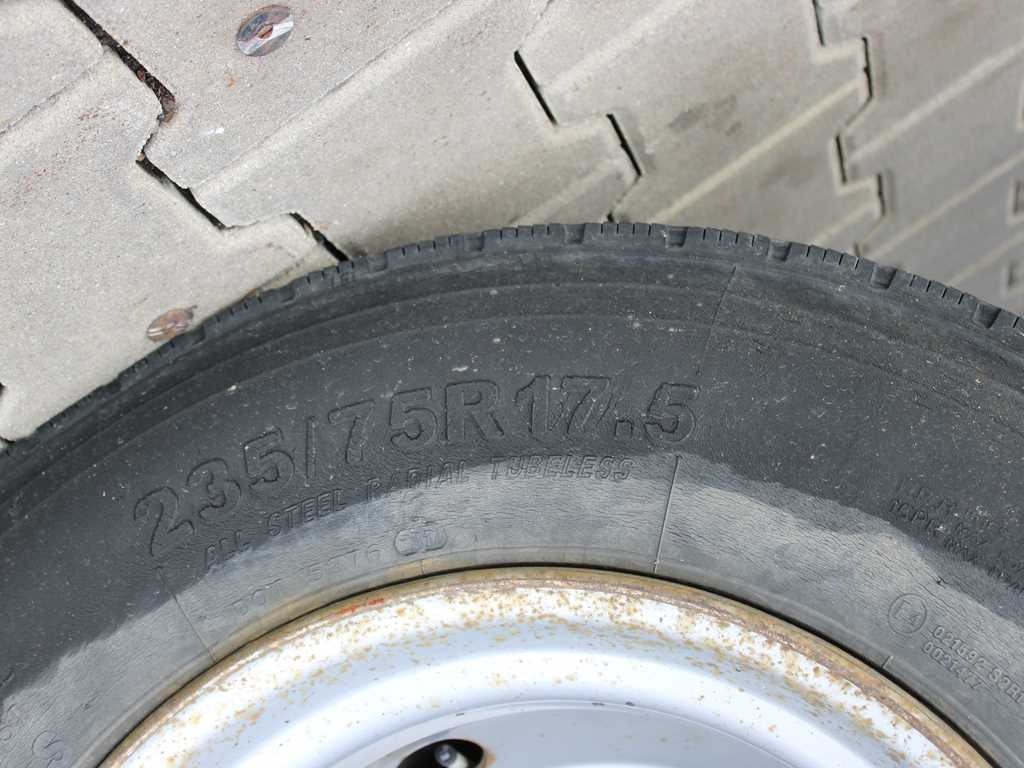 BG CA1 - Planenanhänger: das Bild 3 BG CA1 - Planenanhänger: das Bild 3