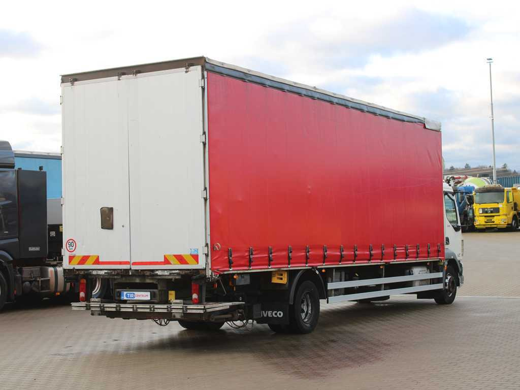 DAF LF 250 FA, EURO 6, HYDRAULIC FRONT - Plane LKW: das Bild 4 DAF LF 250 FA, EURO 6, HYDRAULIC FRONT - Plane LKW: das Bild 4
