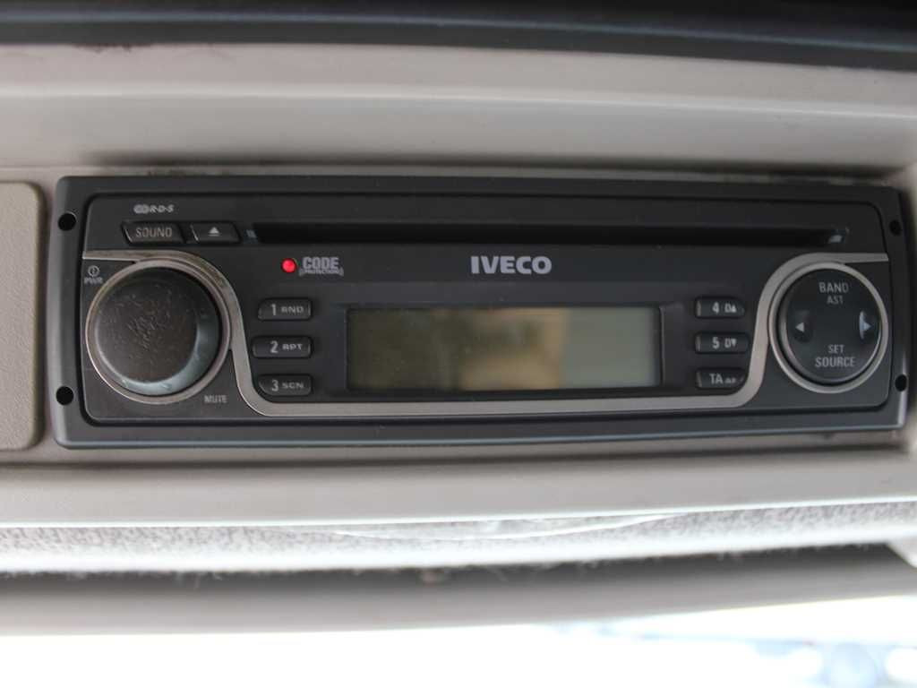 Plane LKW Iveco EUROCARGO 120E22: das Bild 14