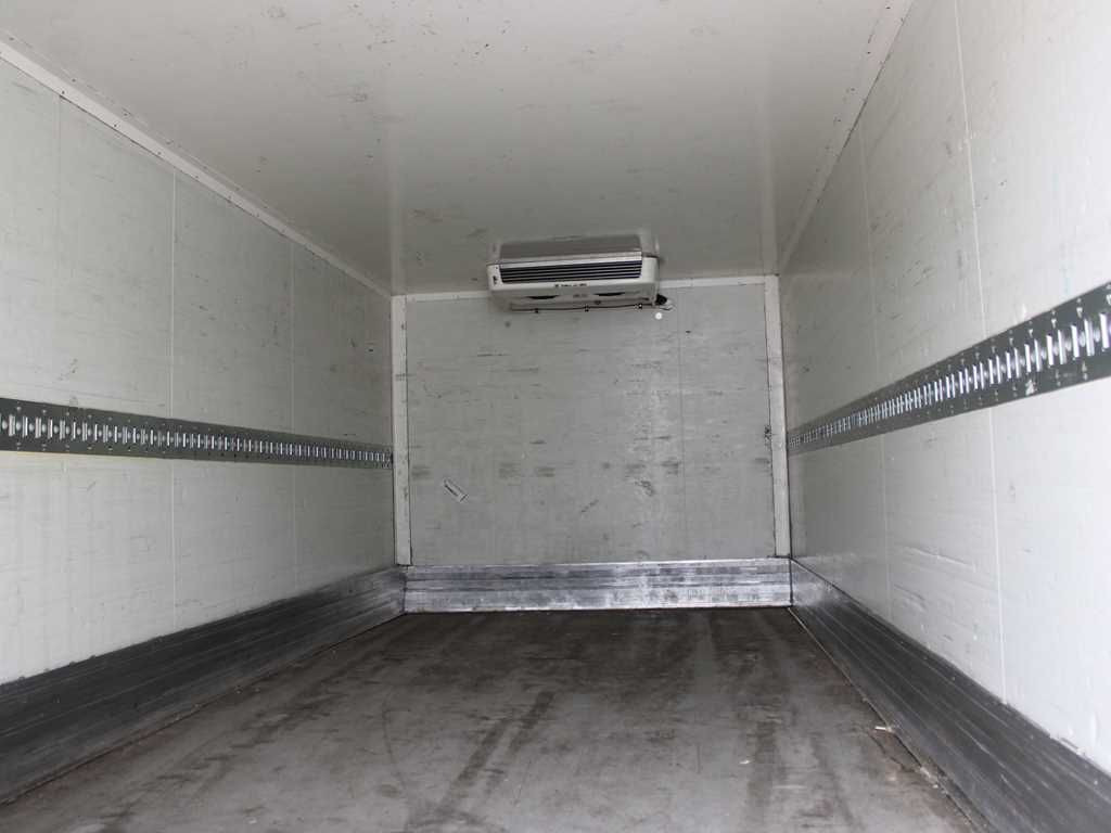 Iveco EUROCARGO 75E19, THERMO KING C - 450e, TAIL LIFT  - Leasing Iveco EUROCARGO 75E19, THERMO KING C - 450e, TAIL LIFT: das Bild 7
