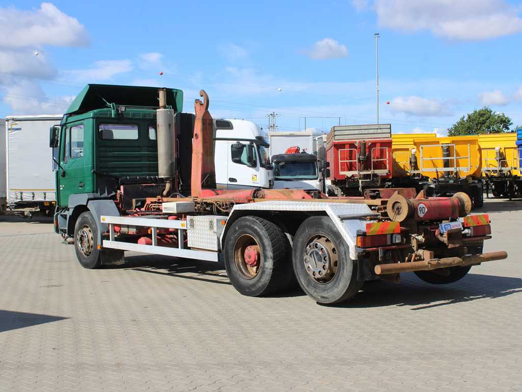 MAN 26.414, EURO 3, 6X2, LIFT AXLE, HOOK CARRIER FOR CONTAINERS - Abrollkipper: das Bild 5 MAN 26.414, EURO 3, 6X2, LIFT AXLE, HOOK CARRIER FOR CONTAINERS - Abrollkipper: das Bild 5