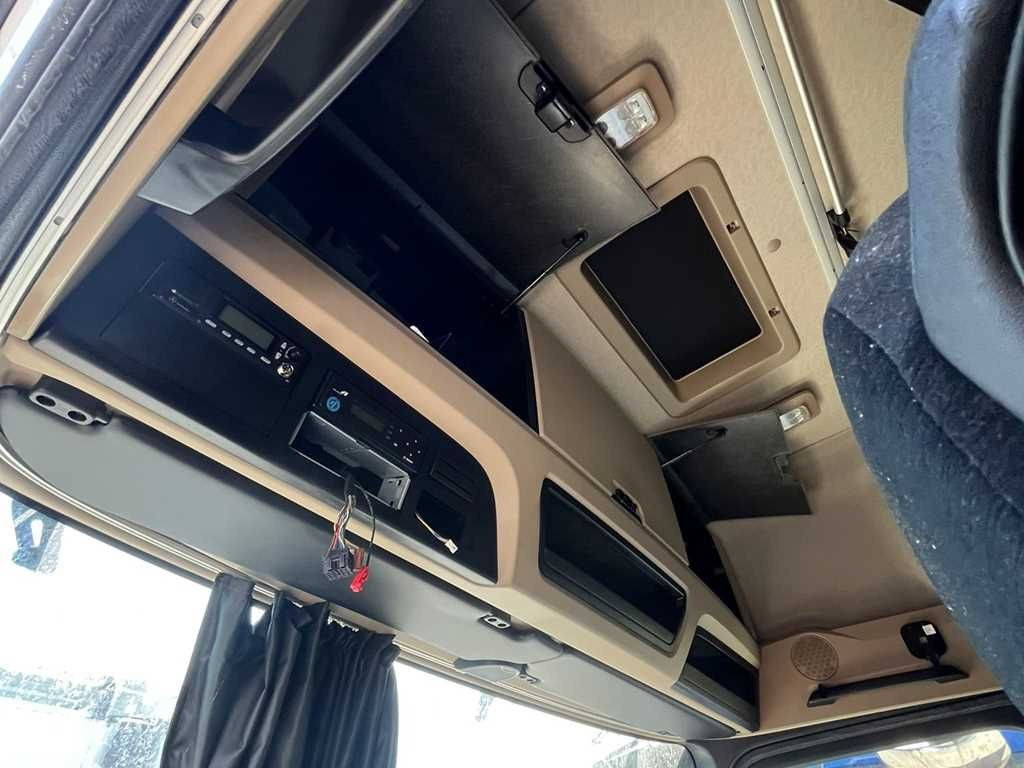 Plane LKW Mercedes-Benz Actros 2542, 6X2: das Bild 14