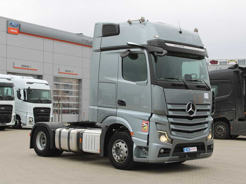 Mercedes-Benz Actros 1851, EURO 6 - Sattelzugmaschine: das Bild 3 Mercedes-Benz Actros 1851, EURO 6 - Sattelzugmaschine: das Bild 3