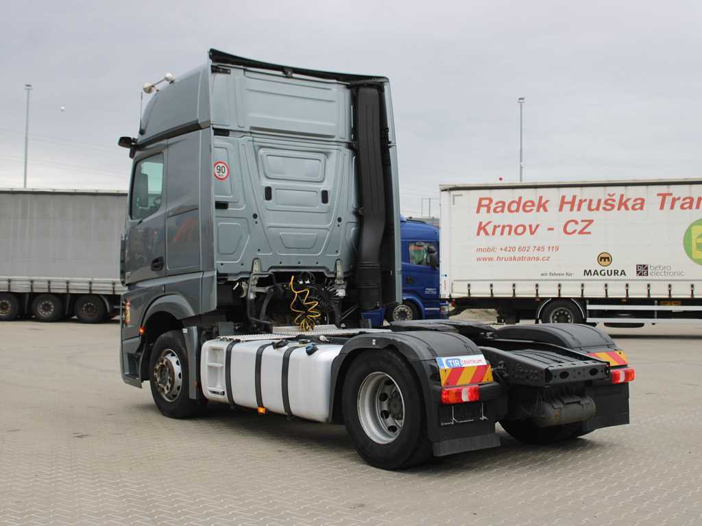 Mercedes-Benz Actros 1851, EURO 6 - Sattelzugmaschine: das Bild 5 Mercedes-Benz Actros 1851, EURO 6 - Sattelzugmaschine: das Bild 5