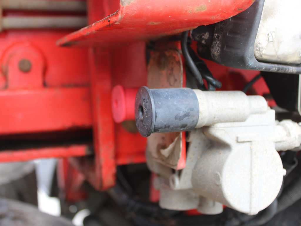 Umikov NPK 39, 2X LIFTING AXLE, SAF - Holzauflieger: das Bild 4 Umikov NPK 39, 2X LIFTING AXLE, SAF - Holzauflieger: das Bild 4