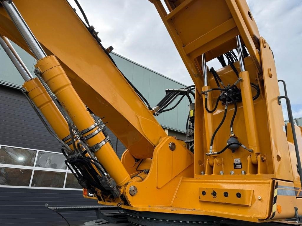 Umschlagbagger Liebherr A 924 C: das Bild 12