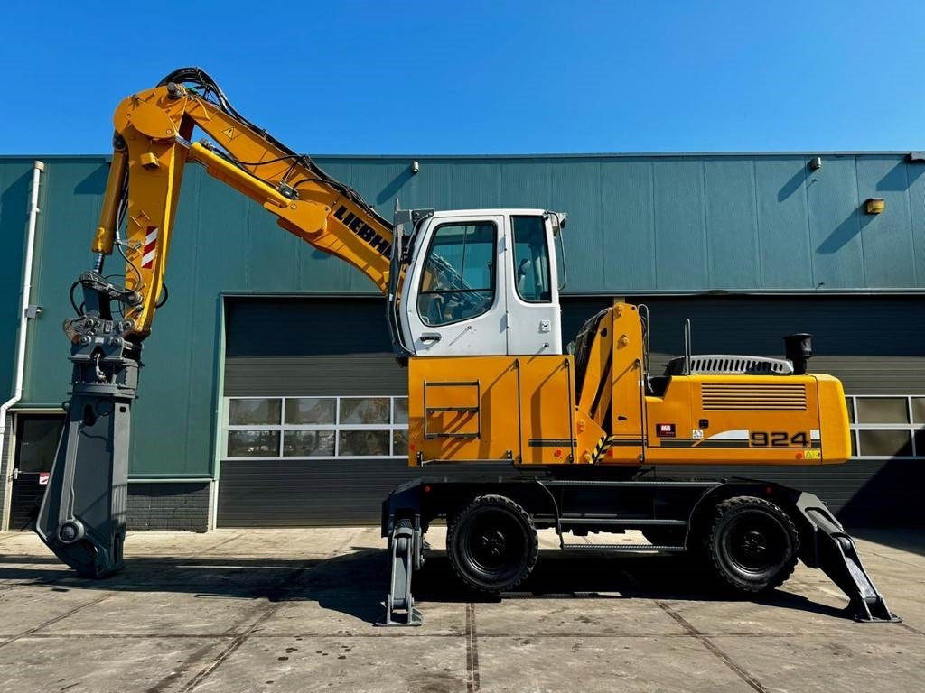 Umschlagbagger Liebherr A 924 C: das Bild 6