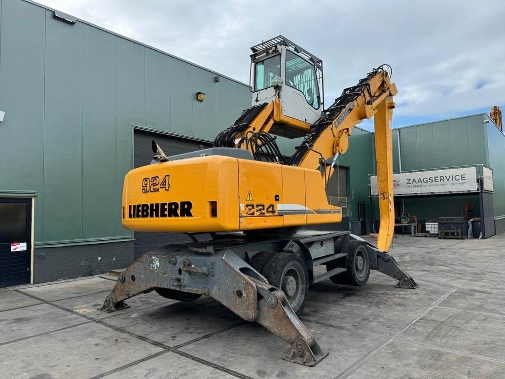 Liebherr A 924 C - Umschlagbagger: das Bild 4 Liebherr A 924 C - Umschlagbagger: das Bild 4