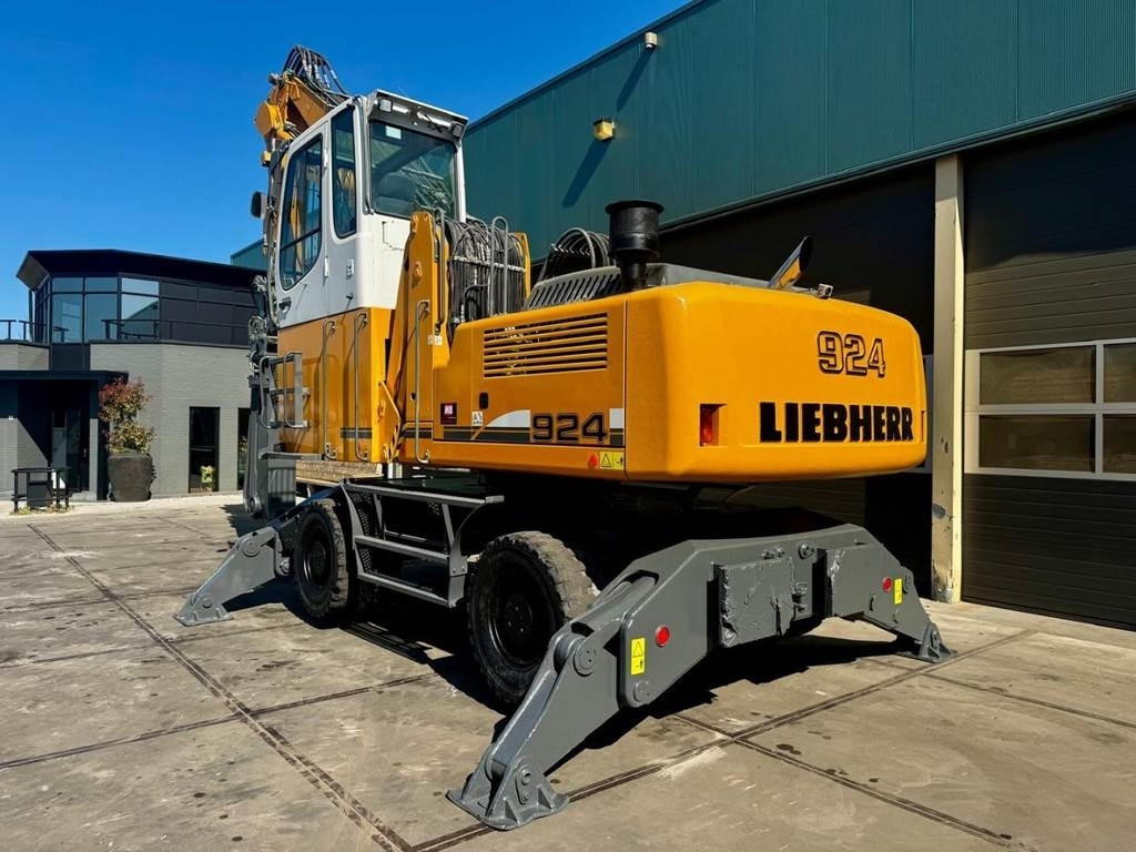 Umschlagbagger Liebherr A 924 C: das Bild 8