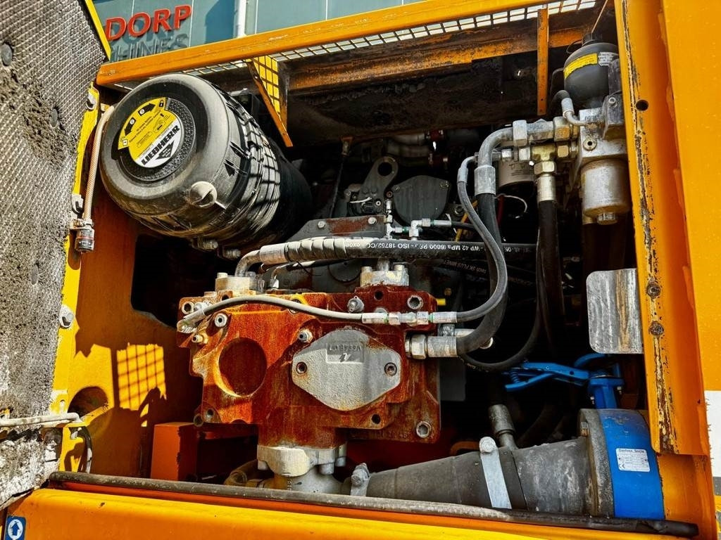Umschlagbagger Liebherr A 924 C: das Bild 19
