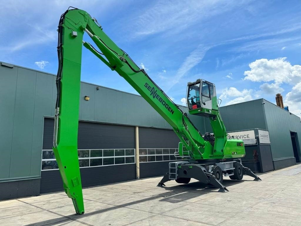 Sennebogen 830M E - Umschlagbagger: das Bild 2 Sennebogen 830M E - Umschlagbagger: das Bild 2