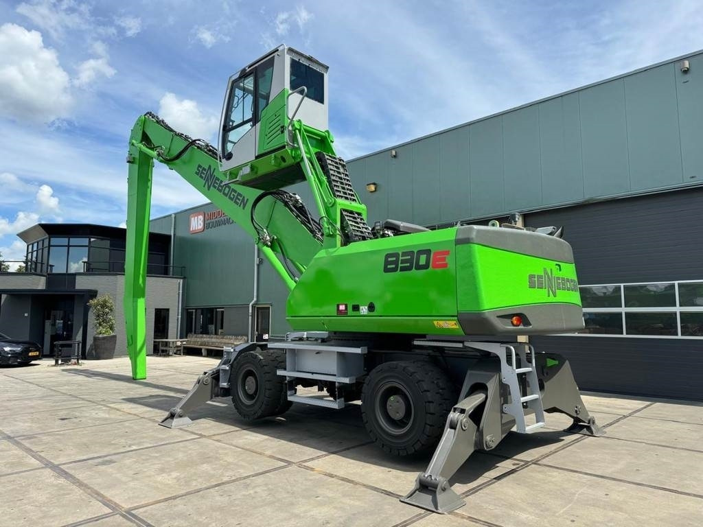 Sennebogen 830M E - Umschlagbagger: das Bild 3 Sennebogen 830M E - Umschlagbagger: das Bild 3