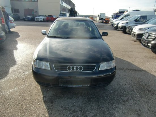 Audi A3 Limousine 1,9 TDI Ersatzteilträger - Limousine: das Bild 2 Audi A3 Limousine 1,9 TDI Ersatzteilträger - Limousine: das Bild 2