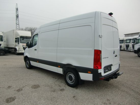 Mercedes-Benz Sprinter 319 CDI Standard, el.Schiebetür - Kastenwagen: das Bild 4 Mercedes-Benz Sprinter 319 CDI Standard, el.Schiebetür - Kastenwagen: das Bild 4