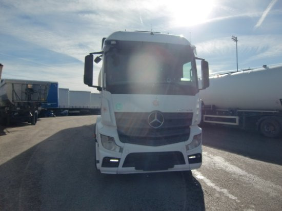 Mercedes-Benz Actros 1845, MP4 - Sattelzugmaschine: das Bild 2 Mercedes-Benz Actros 1845, MP4 - Sattelzugmaschine: das Bild 2