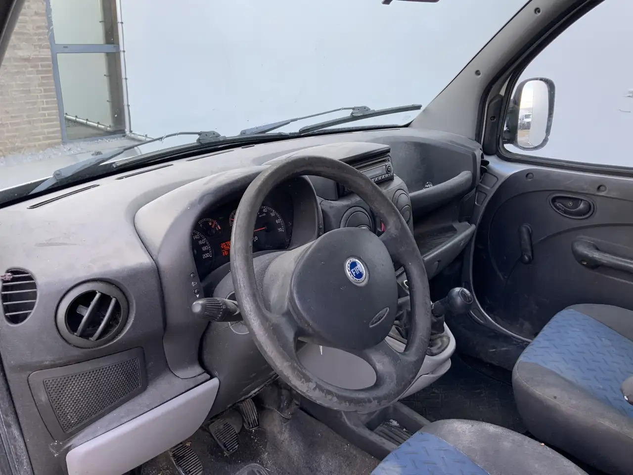 Fiat Doblo 1.3 MultiJet Basis Marge Geen BTW Export - Kleintransporter: das Bild 5 Fiat Doblo 1.3 MultiJet Basis Marge Geen BTW Export - Kleintransporter: das Bild 5