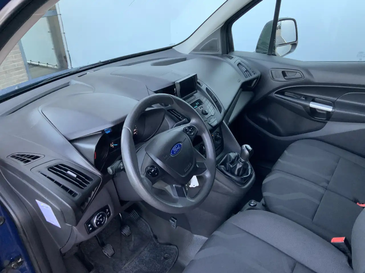 Ford Transit Connect 1.5 TDCI L1 Trend Airco Cruise Trekhaak 1200 kg Eu - Kleintransporter: das Bild 5 Ford Transit Connect 1.5 TDCI L1 Trend Airco Cruise Trekhaak 1200 kg Eu - Kleintransporter: das Bild 5