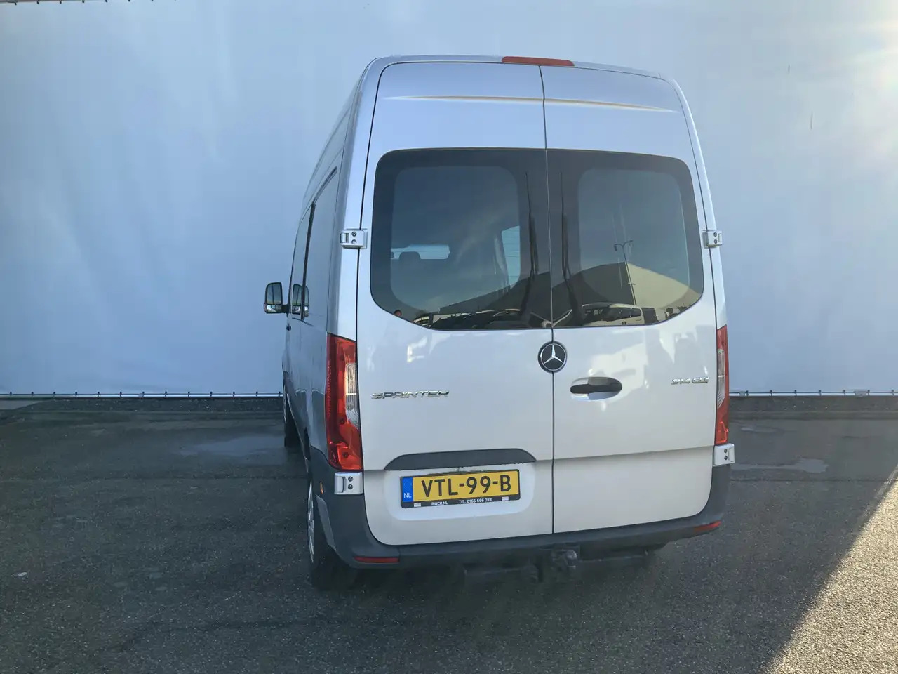 Mercedes-Benz Sprinter 314 2.2 CDI L2H2 Airco Cruise 3 Zits Trekhaak 2000 - Kastenwagen: das Bild 2 Mercedes-Benz Sprinter 314 2.2 CDI L2H2 Airco Cruise 3 Zits Trekhaak 2000 - Kastenwagen: das Bild 2
