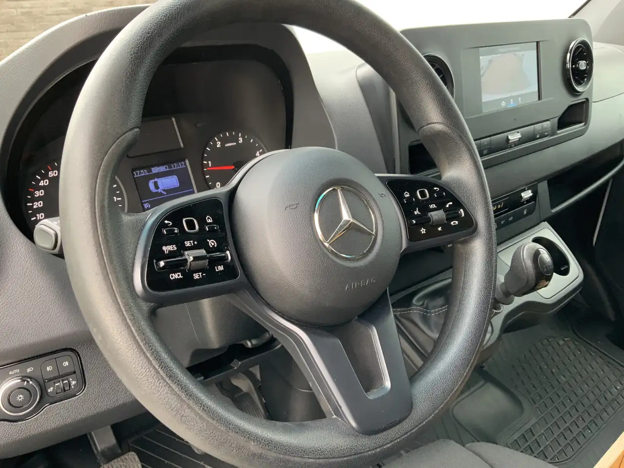 Mercedes-Benz Sprinter 316 2.2 CDI L2H2 Airco Cruise Camera Navi Trekhaak - Kastenwagen: das Bild 5 Mercedes-Benz Sprinter 316 2.2 CDI L2H2 Airco Cruise Camera Navi Trekhaak - Kastenwagen: das Bild 5