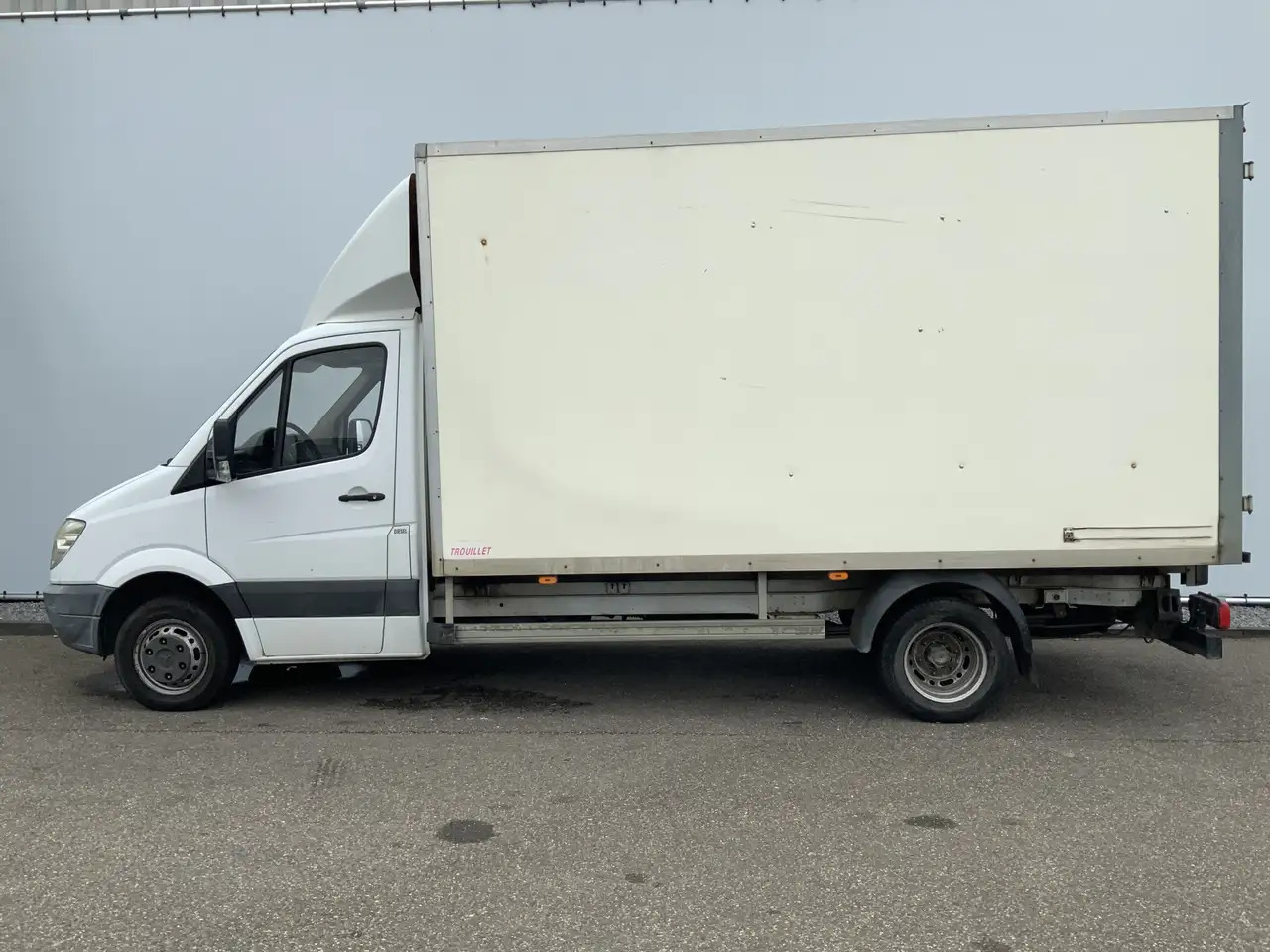 Mercedes-Benz Sprinter 513 2.2 CDI 432 Meubelbak & Deuren 3 Zits Cruise T - Koffer Transporter: das Bild 3 Mercedes-Benz Sprinter 513 2.2 CDI 432 Meubelbak & Deuren 3 Zits Cruise T - Koffer Transporter: das Bild 3
