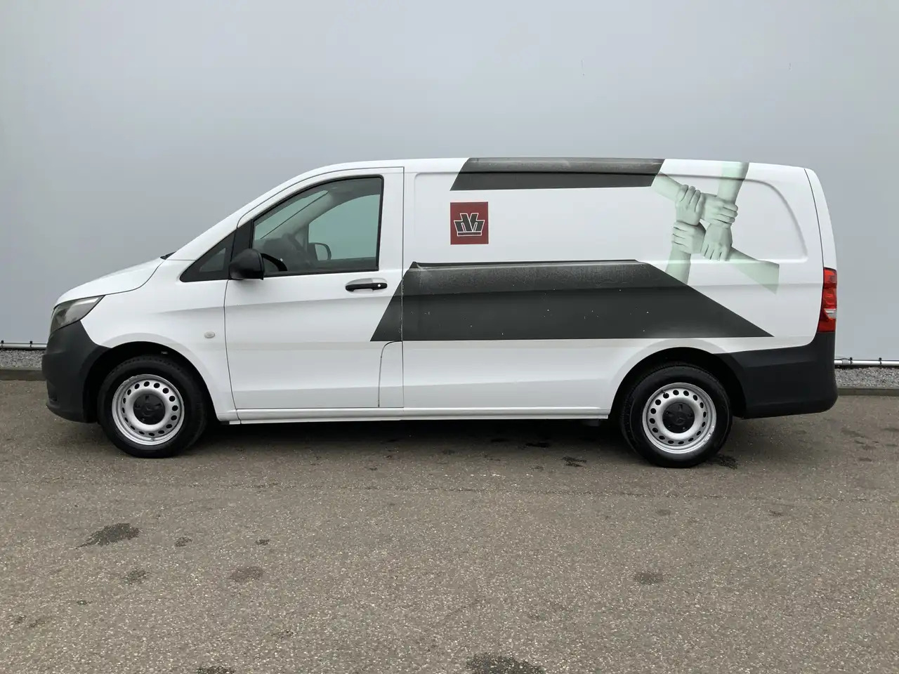Mercedes-Benz Vito 111 CDI Functional Airco Trekhaak 2000 kg (Schades - Kastenwagen: das Bild 3 Mercedes-Benz Vito 111 CDI Functional Airco Trekhaak 2000 kg (Schades - Kastenwagen: das Bild 3
