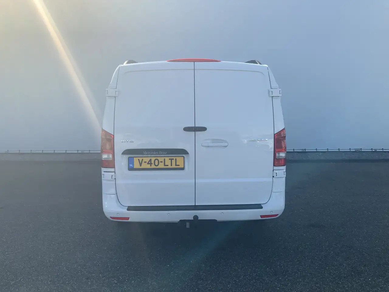 Mercedes-Benz Vito 116 CDI Lang Airco Cruise Navi 3 Zits Alu Velg Tre - Kastenwagen: das Bild 4 Mercedes-Benz Vito 116 CDI Lang Airco Cruise Navi 3 Zits Alu Velg Tre - Kastenwagen: das Bild 4