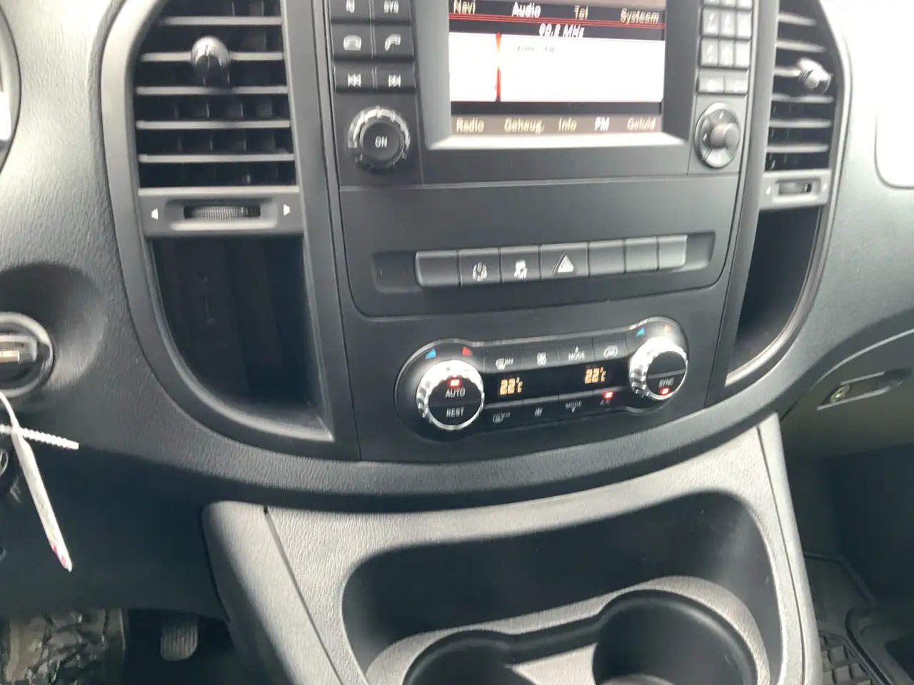 Mercedes-Benz Vito 116 CDI Lang Automaat Airco Cruise Camera Trekhaak - Kastenwagen: das Bild 5 Mercedes-Benz Vito 116 CDI Lang Automaat Airco Cruise Camera Trekhaak - Kastenwagen: das Bild 5
