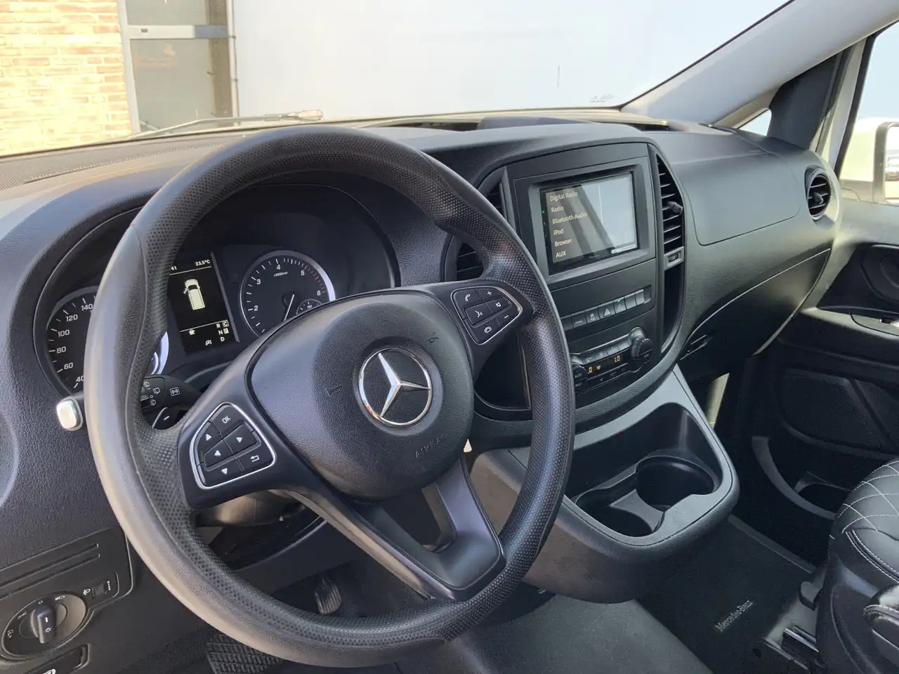 Kastenwagen Mercedes-Benz Vito Tourer XL 114 CDI Autom. Airco Cruise Camera Alu V: das Bild 6