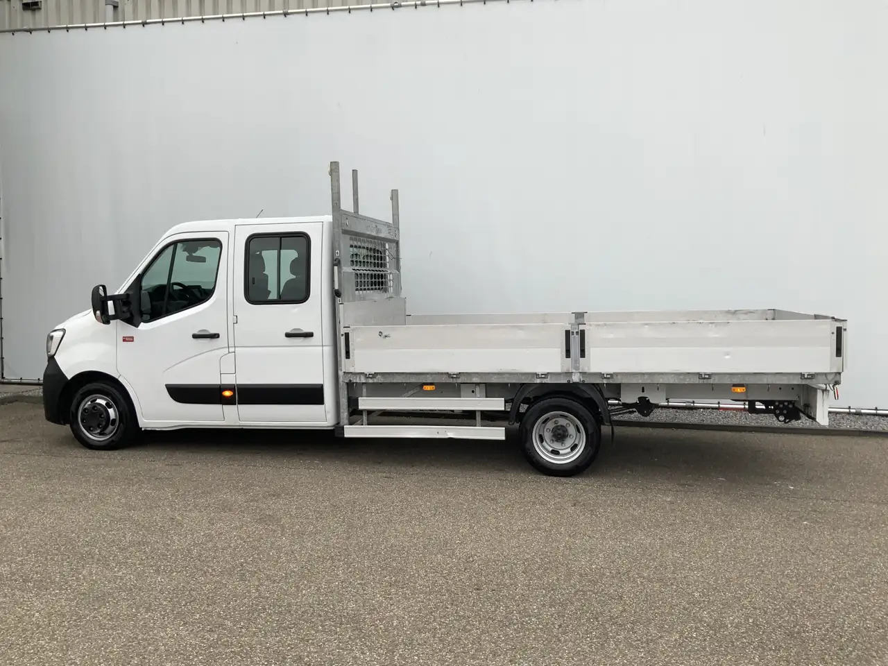 Renault Master T35 2.3 dCi 165 L4 Dub Cab PickUp Navi 6 Zits Trek - Pritsche Transporter: das Bild 3 Renault Master T35 2.3 dCi 165 L4 Dub Cab PickUp Navi 6 Zits Trek - Pritsche Transporter: das Bild 3