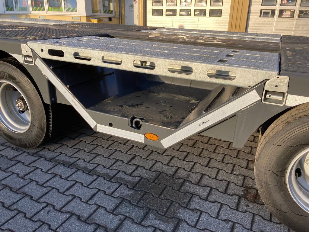 Faymonville MAX Trailer 3-Achs-Tele-Semi- 2P.Radmulden-Rampen - Tieflader Auflieger: das Bild 4 Faymonville MAX Trailer 3-Achs-Tele-Semi- 2P.Radmulden-Rampen - Tieflader Auflieger: das Bild 4