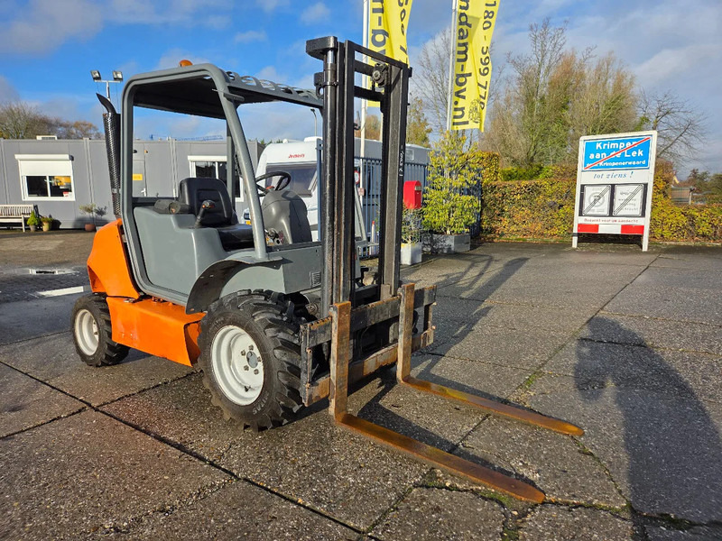 AUSA C150H 4WD heftruck met sideshift - Dieselstapler: das Bild 2 AUSA C150H 4WD heftruck met sideshift - Dieselstapler: das Bild 2